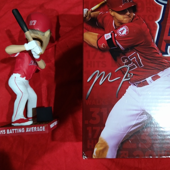 Mike Trout 2016 MVP Bobblehead - Picture 3 of 4